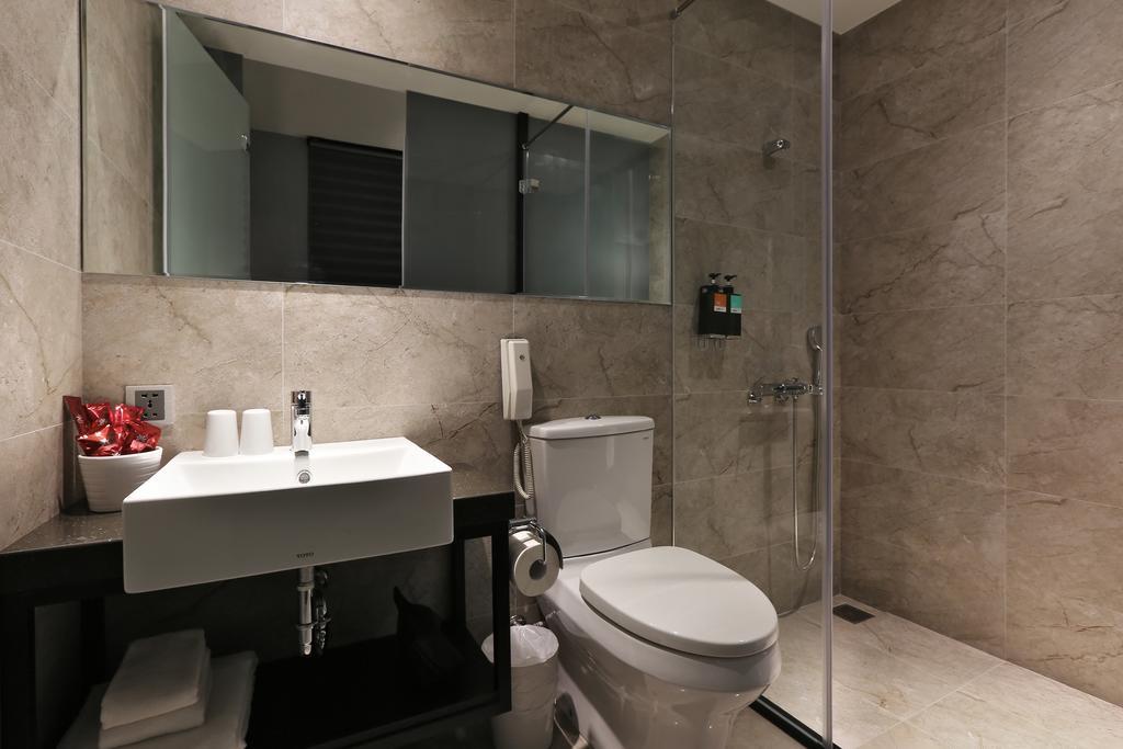 Miller Inn Тайчжун Экстерьер фото