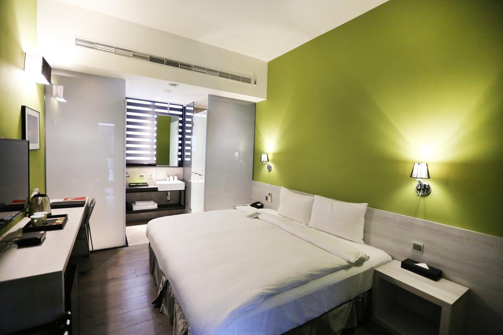 Miller Inn Тайчжун Экстерьер фото
